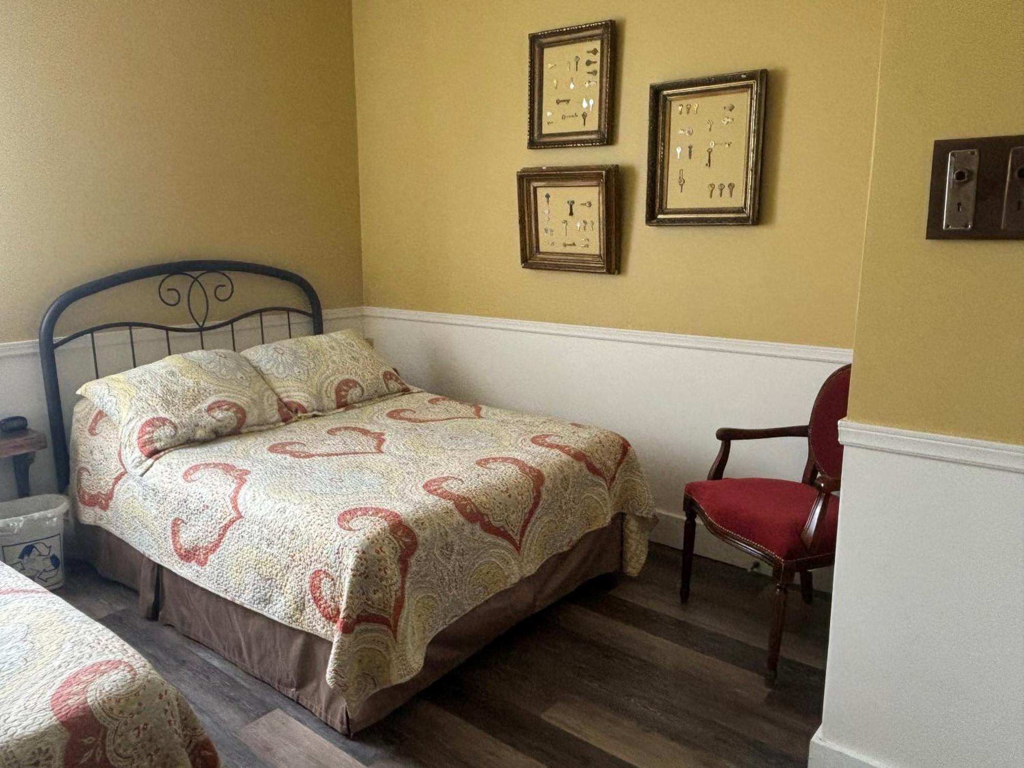 Hébertville Auberge Presbytere Mont Lac-Vert מראה חיצוני תמונה