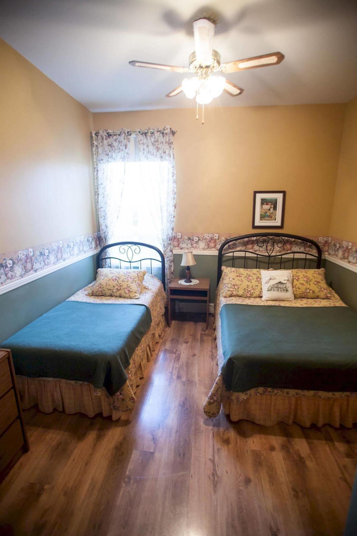 Hébertville Auberge Presbytere Mont Lac-Vert מראה חיצוני תמונה